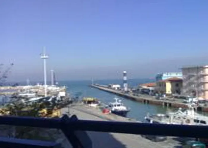 Aparthotel Darsena Cattolica