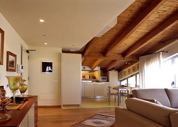 Darsena Aparthotel 4*